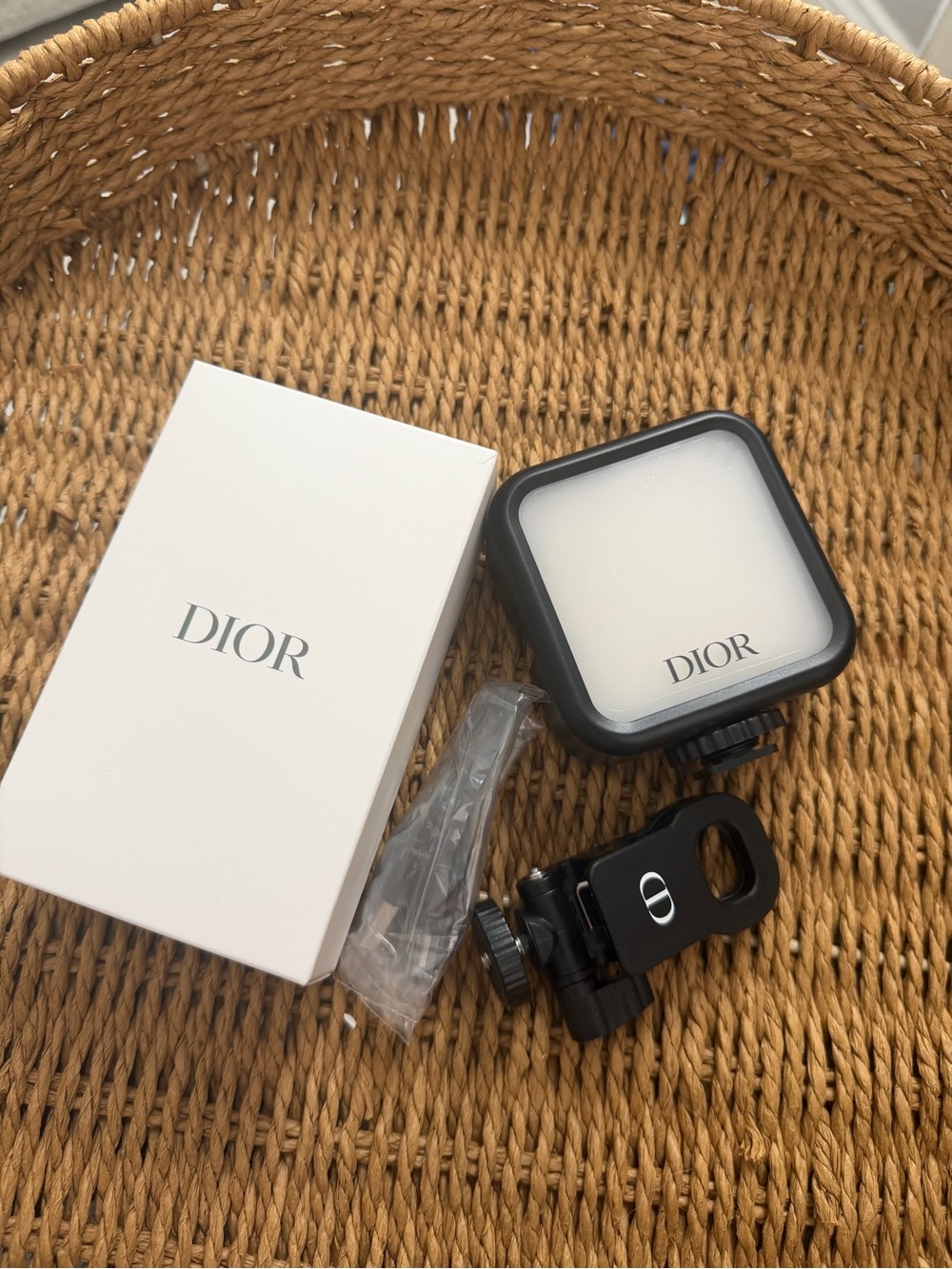 Dior Compact LED Light — Black
